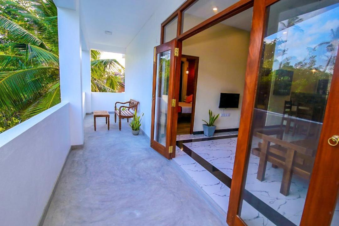 Athithi Villa Хиккадува Экстерьер фото